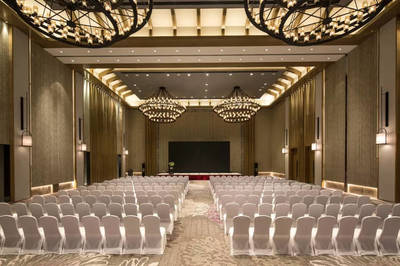 星耀东方，会聚未来 青岛四家全新酒店于东方影都盛大启幕，重塑高端会务新标杆